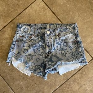American Eagle Floral Shorts